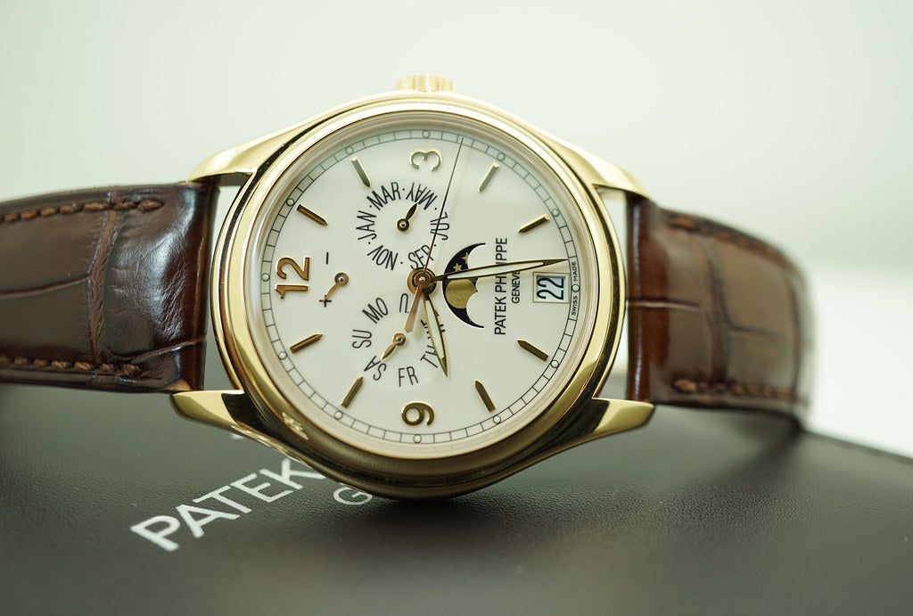 Patek Philippe 5146 Annual Calender 5146j-001